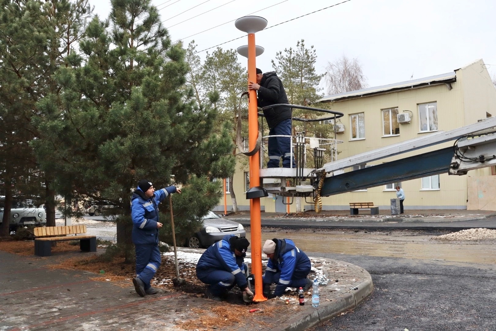 Оранжевое настроение: в Аткарске украсят путь от вокзала до МФЦ